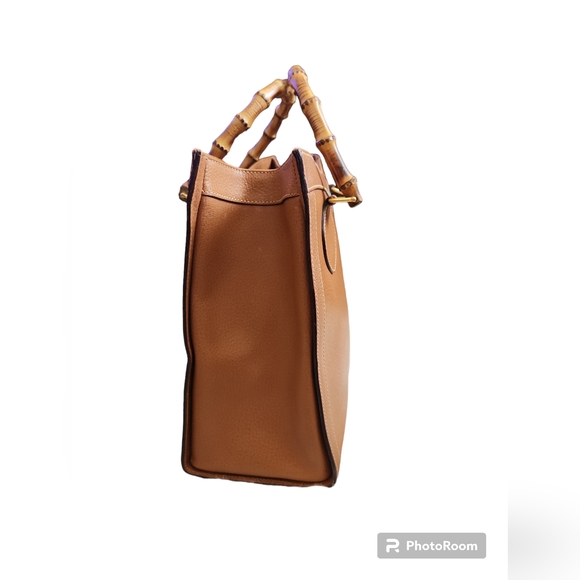 Vintage GUCCI Bamboo - Picture 6 of 16